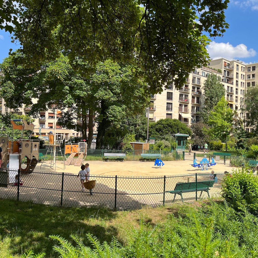 Jardin Christiane Desroches-Noblecourt (ex-de la place Rodin) 3