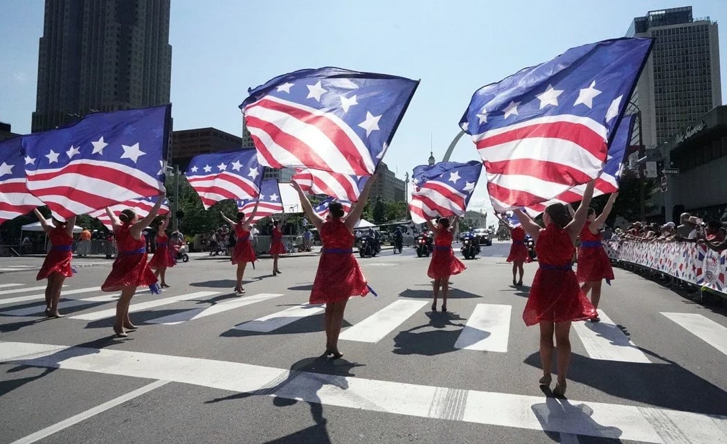 142nd America's Birthday Parade 1