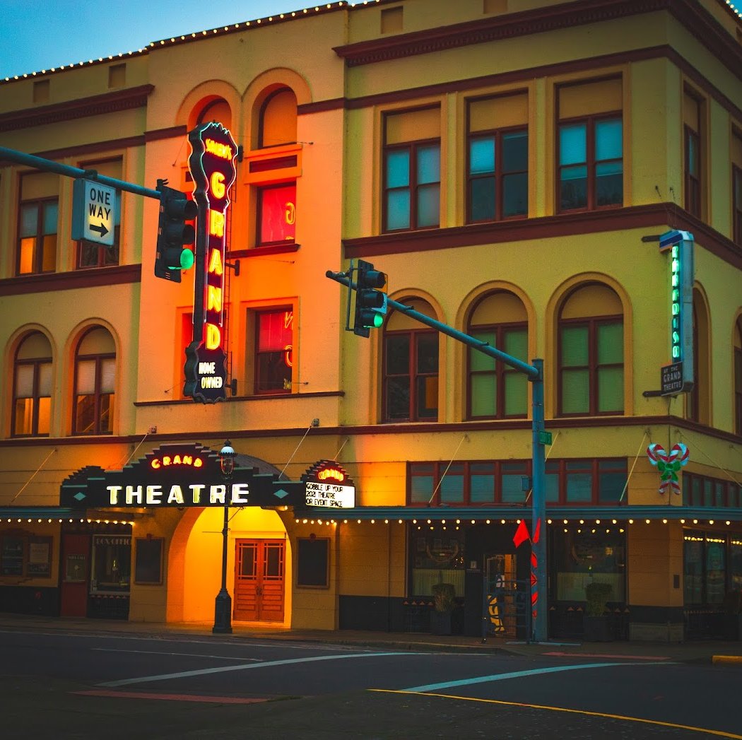 Grand Theater 1