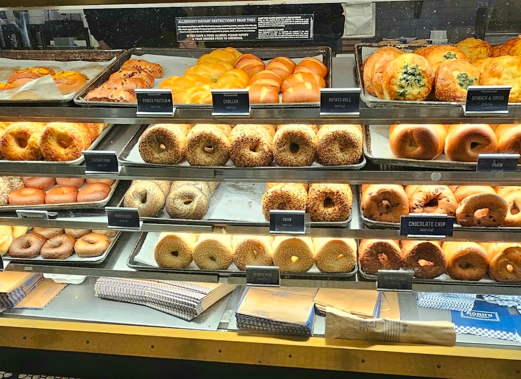 Noah's NY Bagels 2