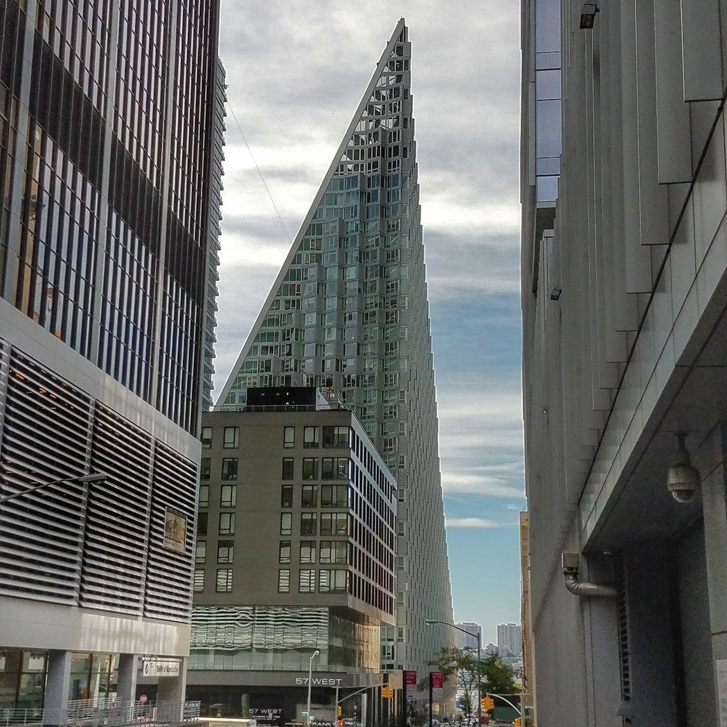 West Side Hwy 4