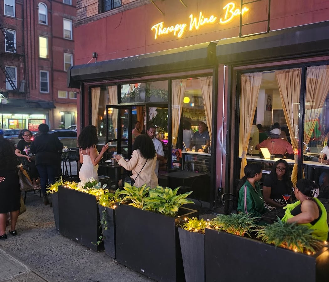 Therapy Wine Bar 2.0 2