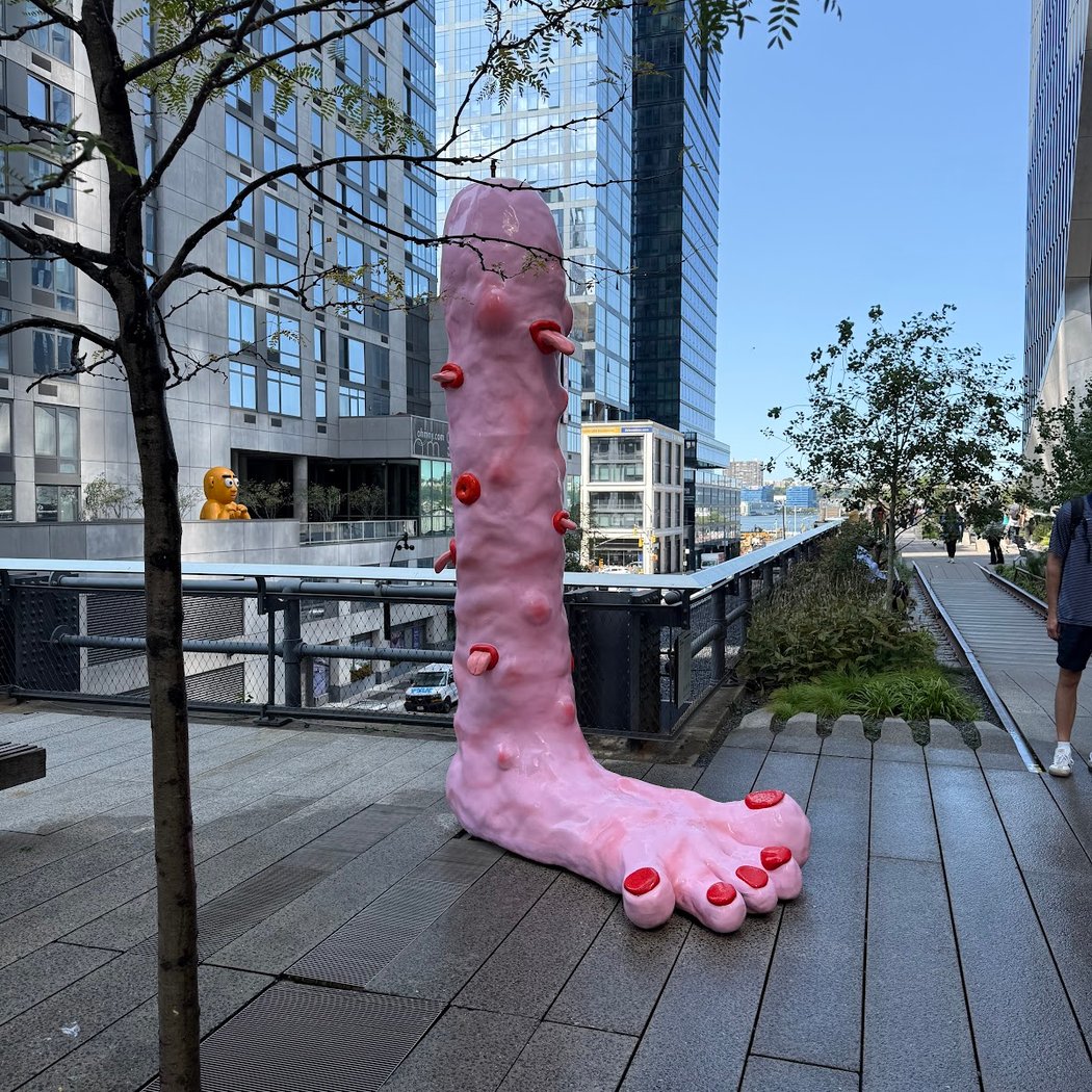 Foot Fountain 2