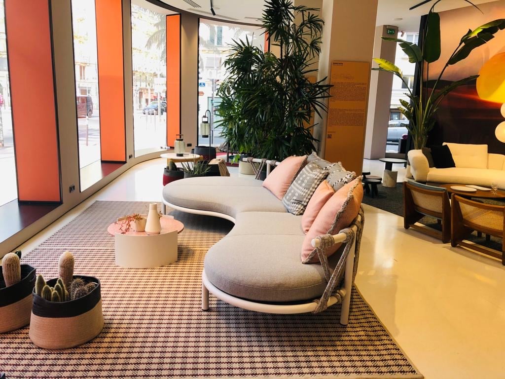 Cassina 3