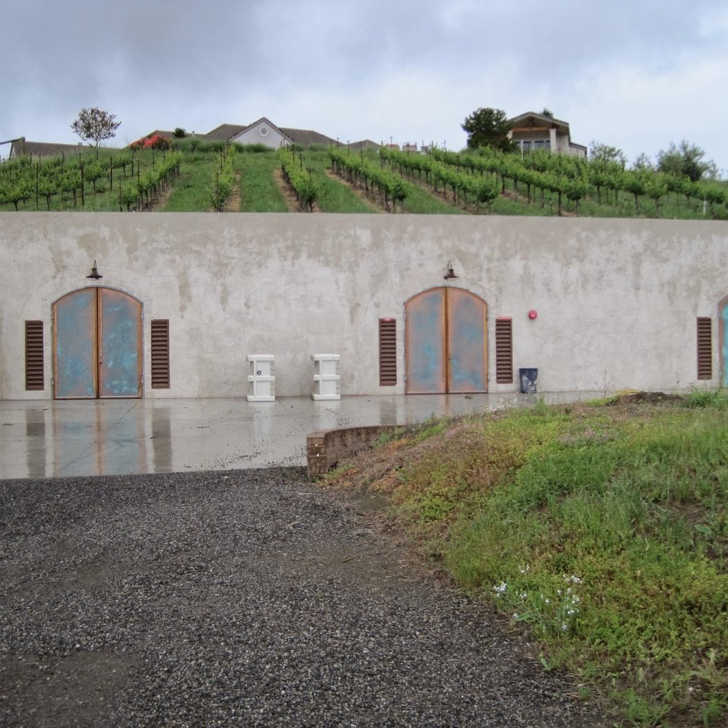 Olney Family Vineyard, Cave and Winery 2