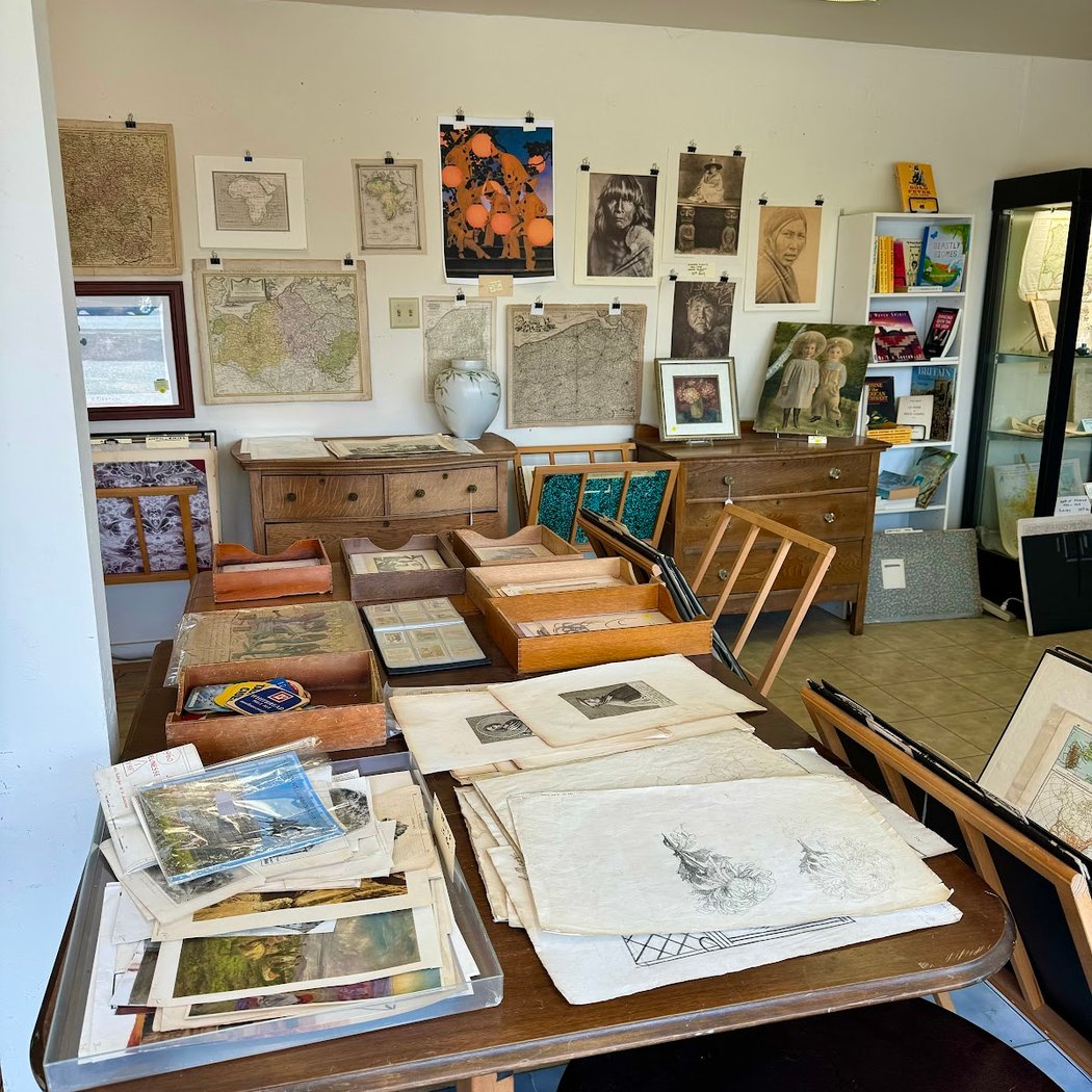 Antiques on Solano 1