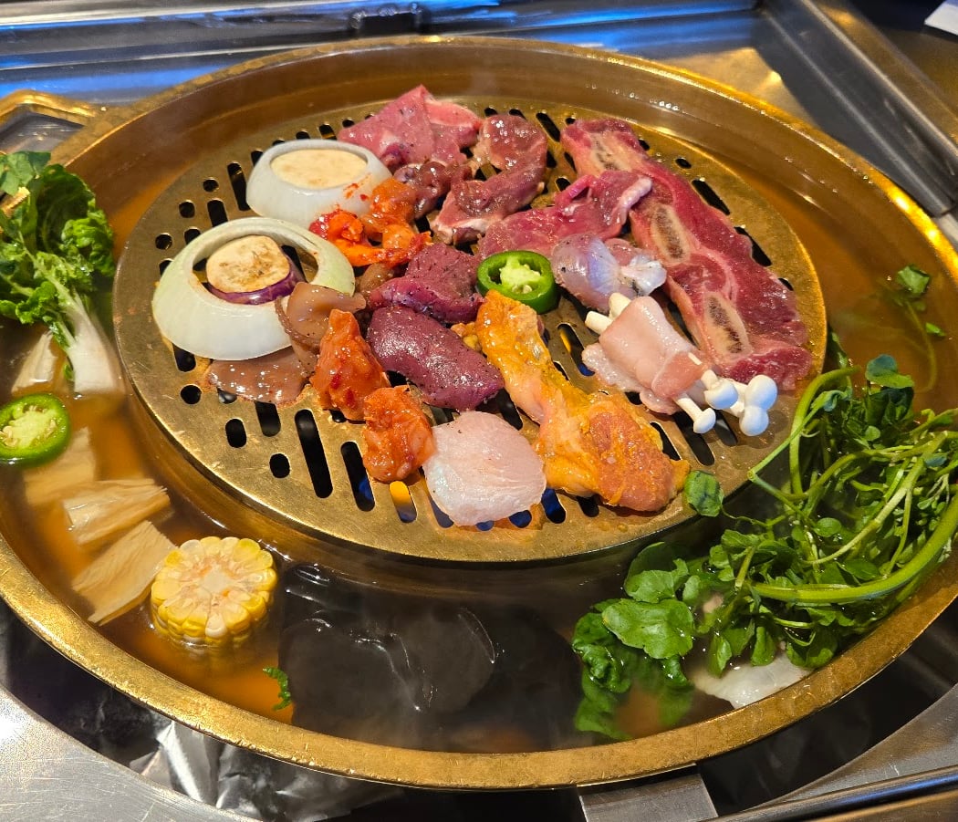Boon Dee Moo Ka Ta Thai B.B.Q. 1