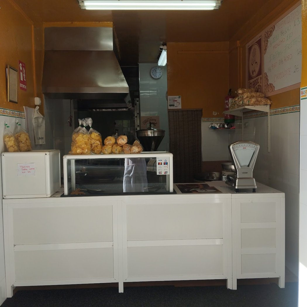 Calentería(churros) Velarde y Borromeo 3