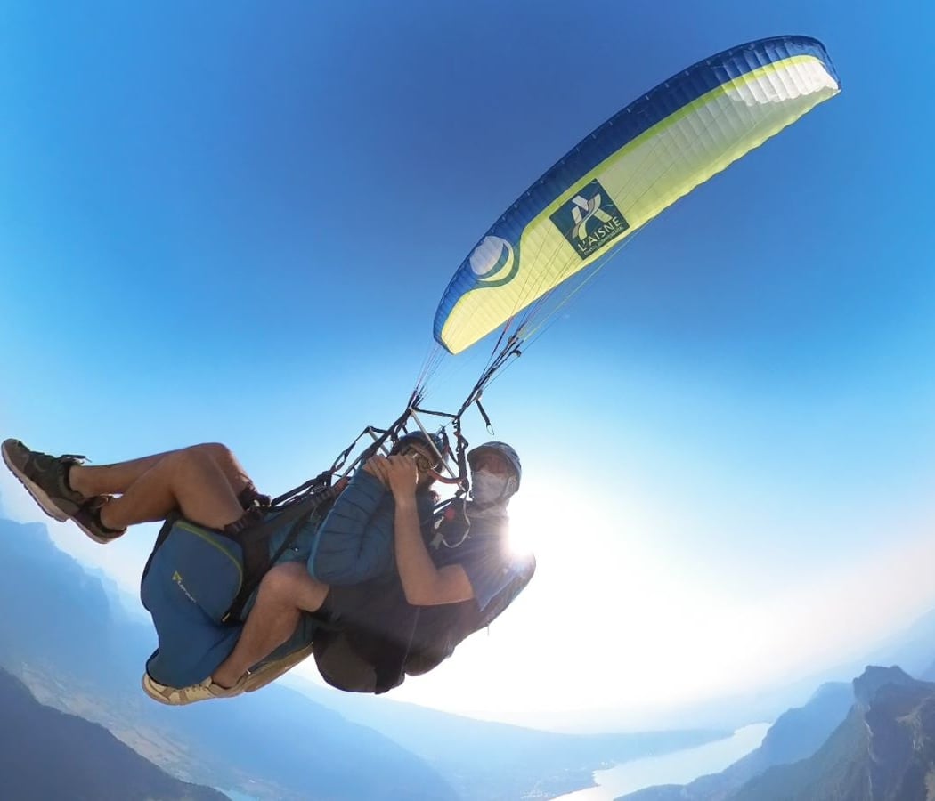 Les Grands Espaces - Parapente Annecy 2