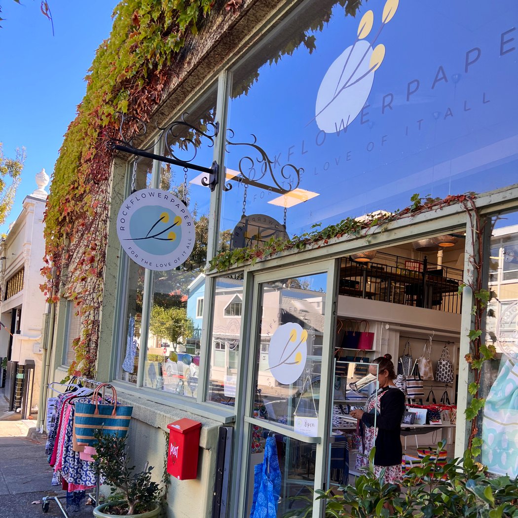 rockflowerpaper outlet store 2
