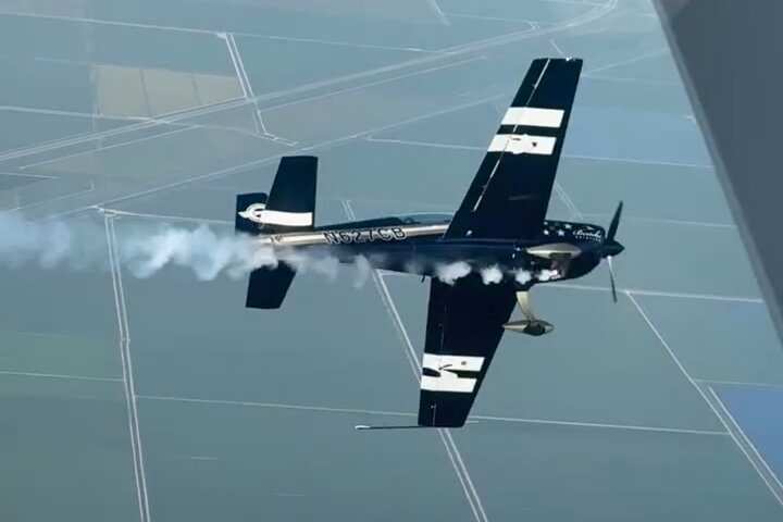 Thrilling Aerobatic Flight Experience in Ft Lauderdale 3