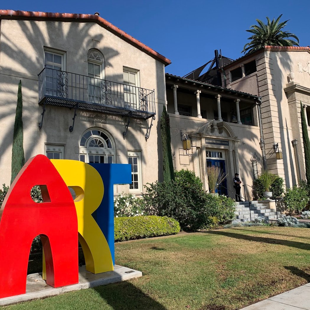 Riverside Art Museum's Fourth Fridays 3