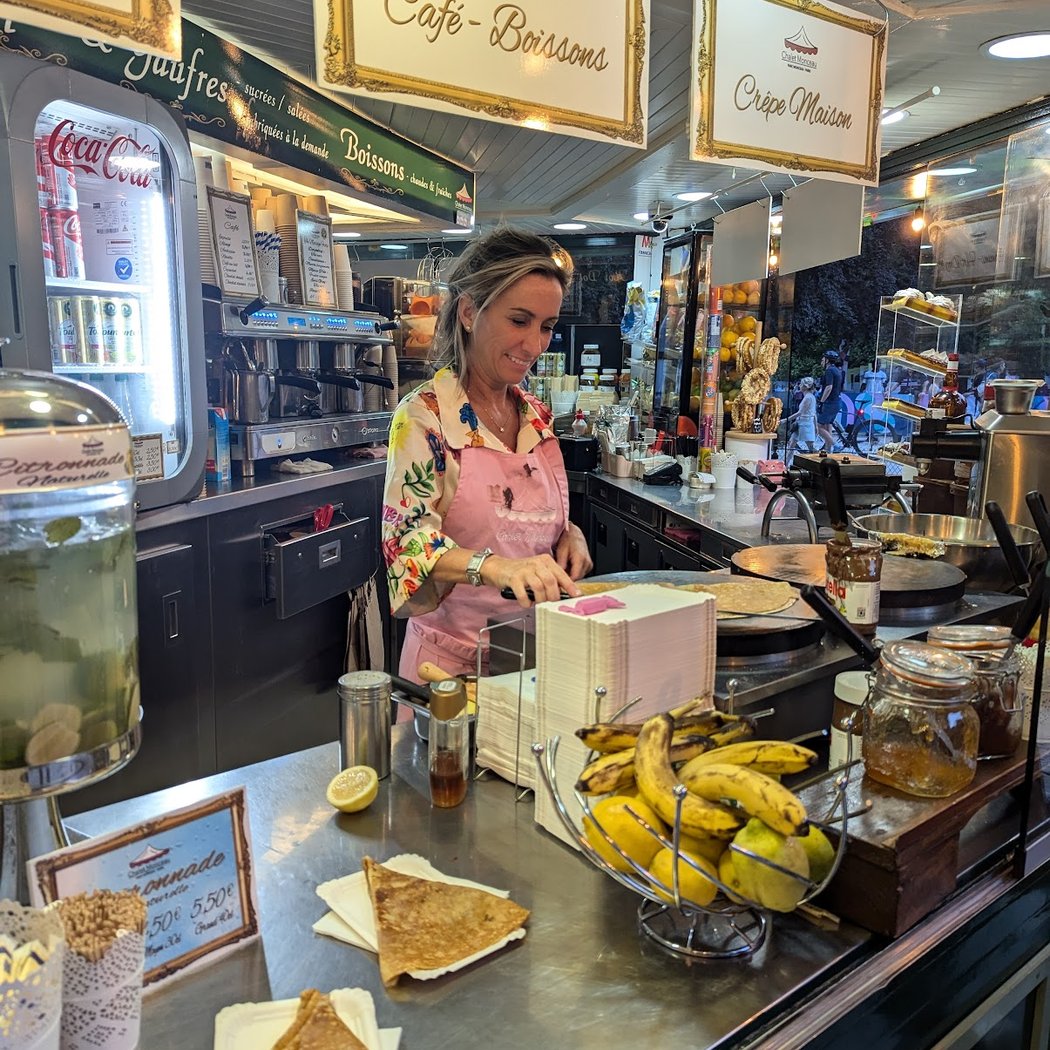 Snack Chalet of Parc Monceau 5