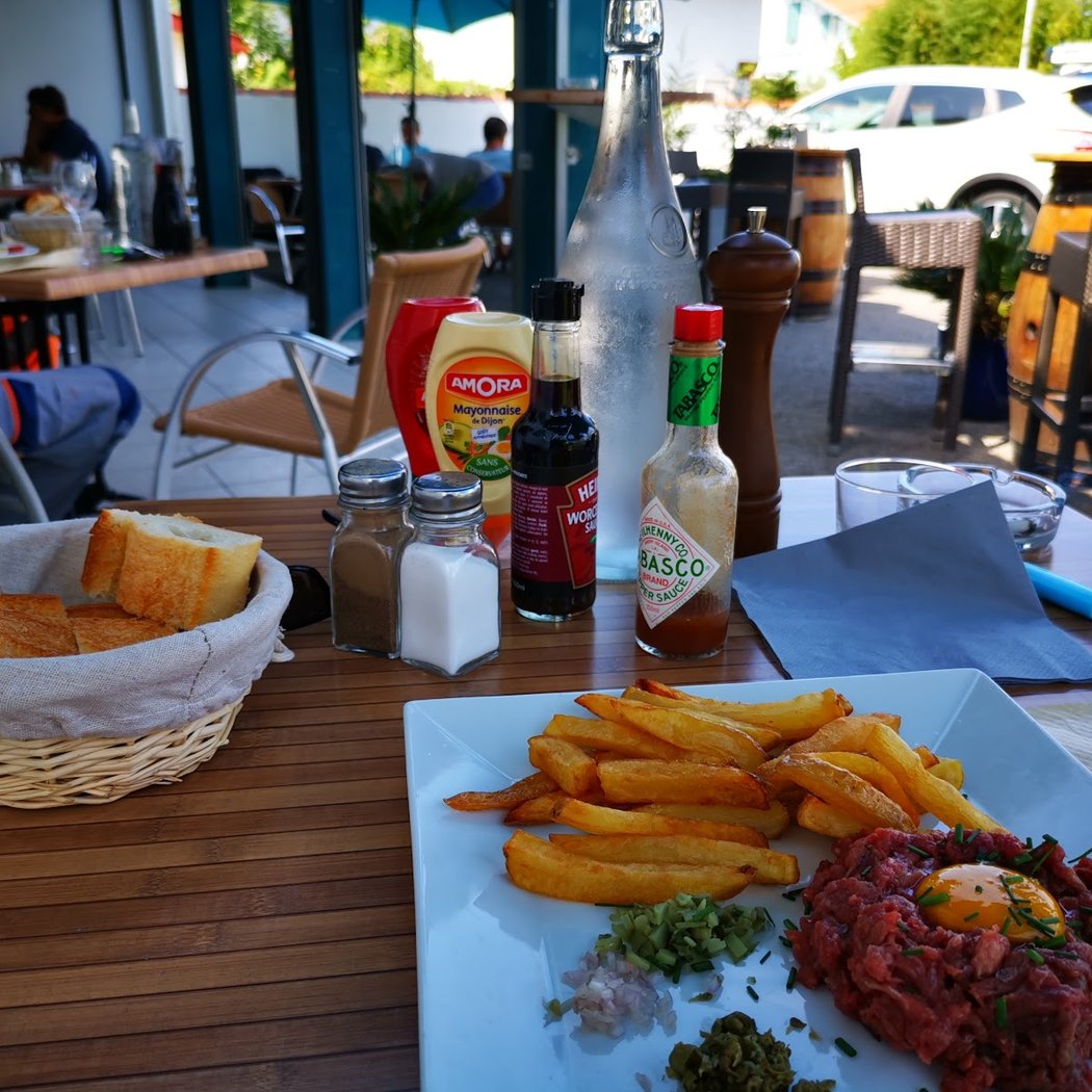 Choko Ona - PMU - Brasserie 1
