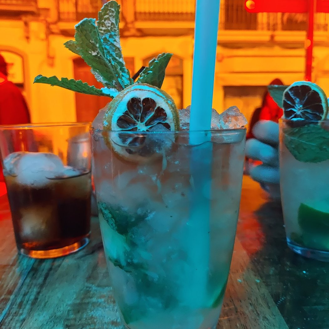 Amalgama Cocktail Bar 4