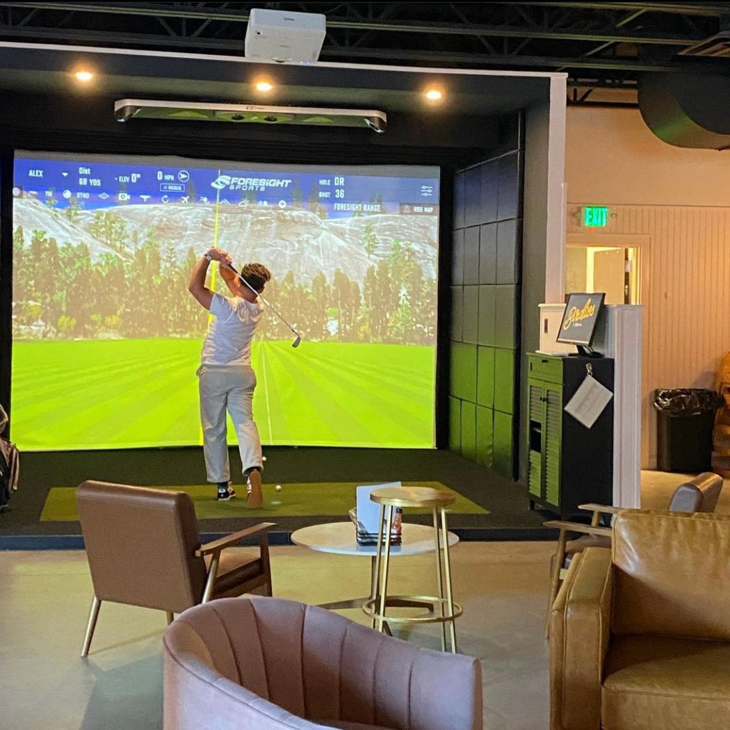 Birdies Indoor Golf and Cocktail Bar Long Island 2