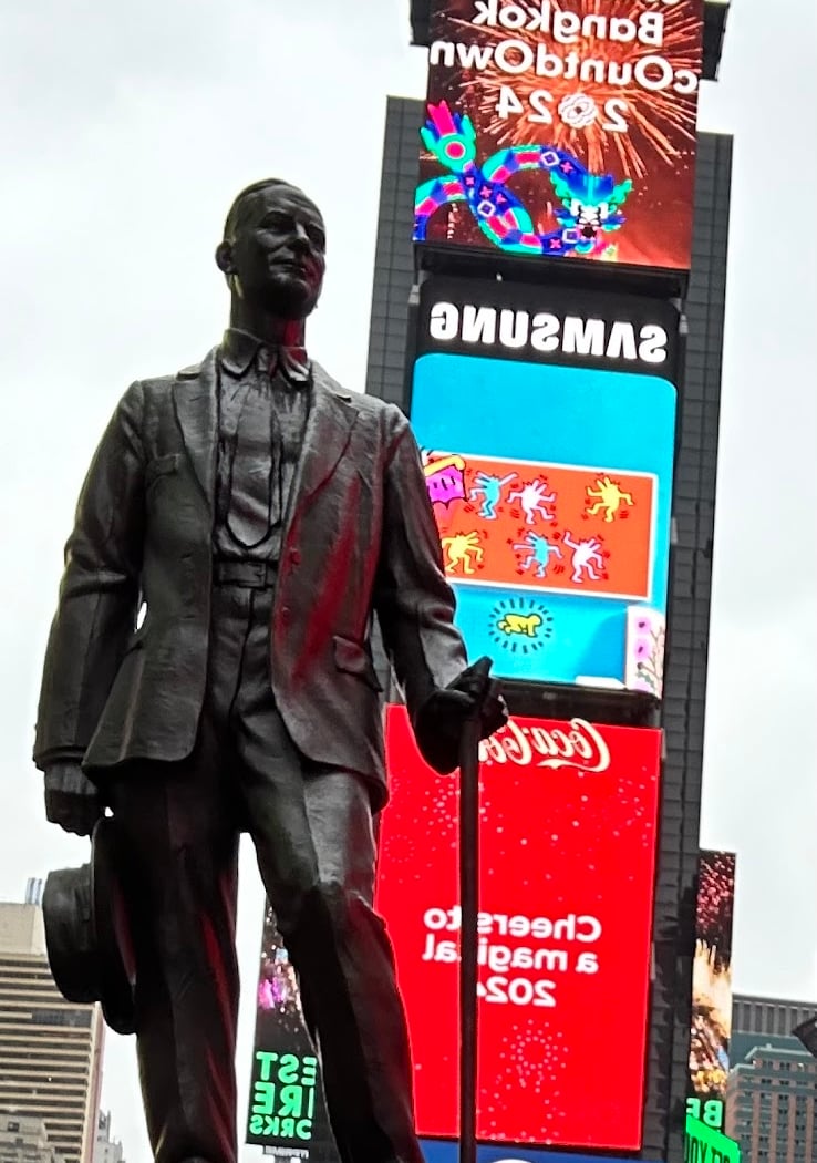 George M. Cohan Statue 1