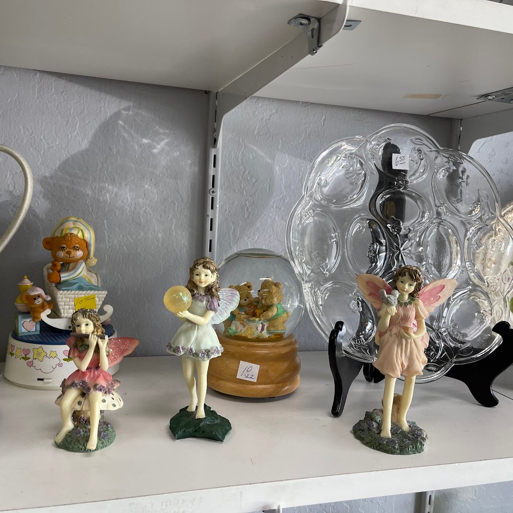 Unicorn Thrift Shop 1