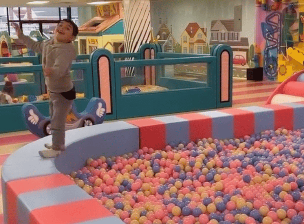 Sweetspot Playhouse 1