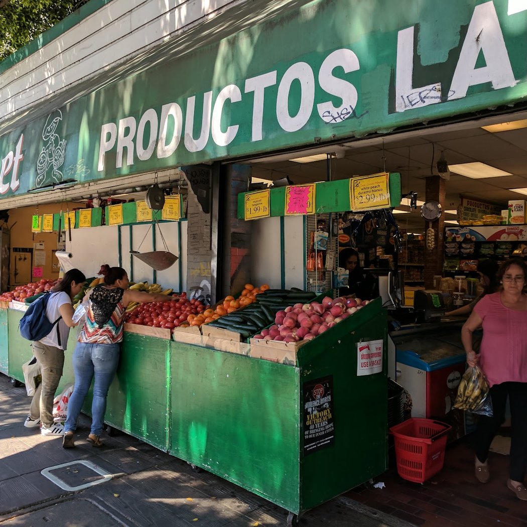 Casa Lucas Market 2