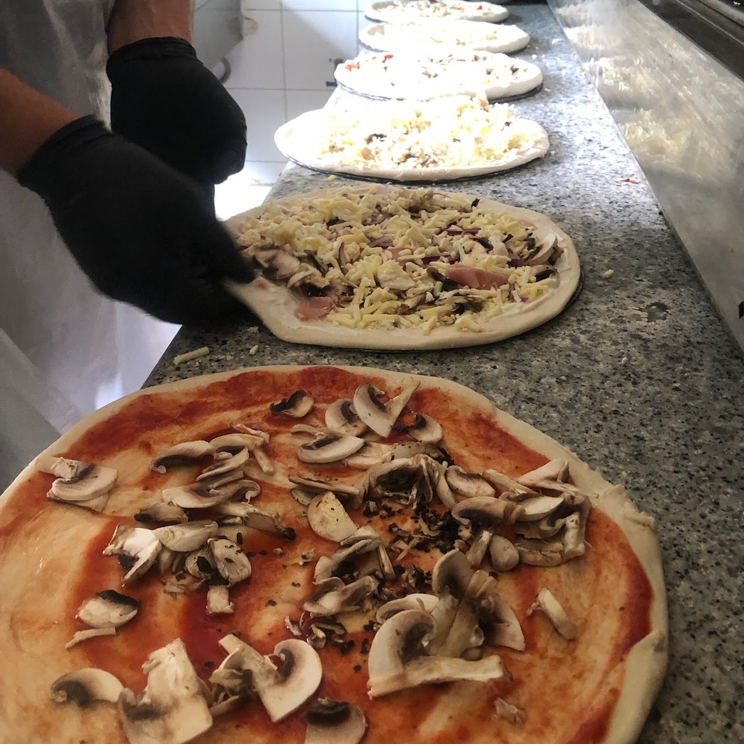 Delicia Pizza 93 les pavillons sous bois 2