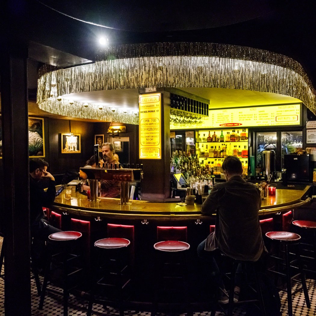 Goldie's Bar 2