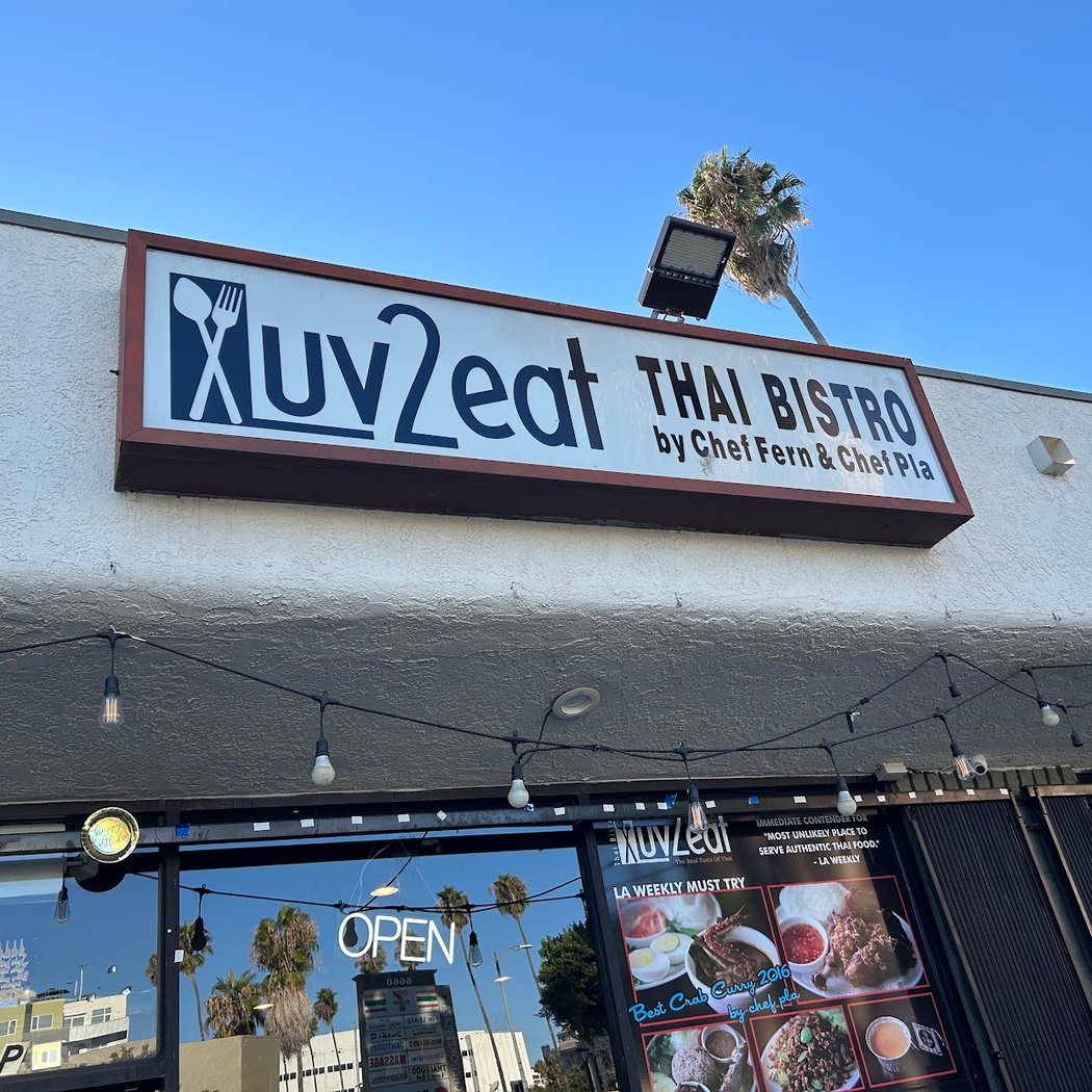 Luv2eat Thai Bistro 3