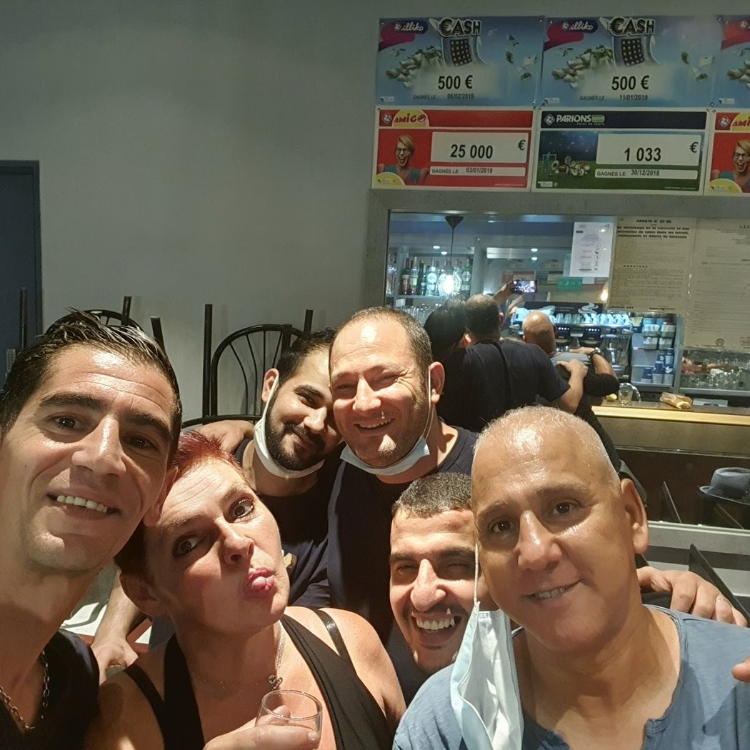 Bar Artistic 1