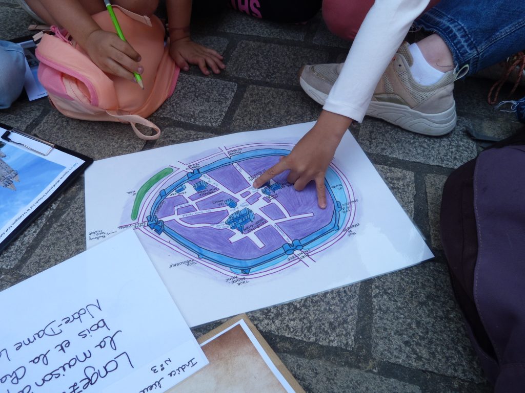 La quinzaine de la Collégiale - Visite jeu "Quel Chantier!" 1