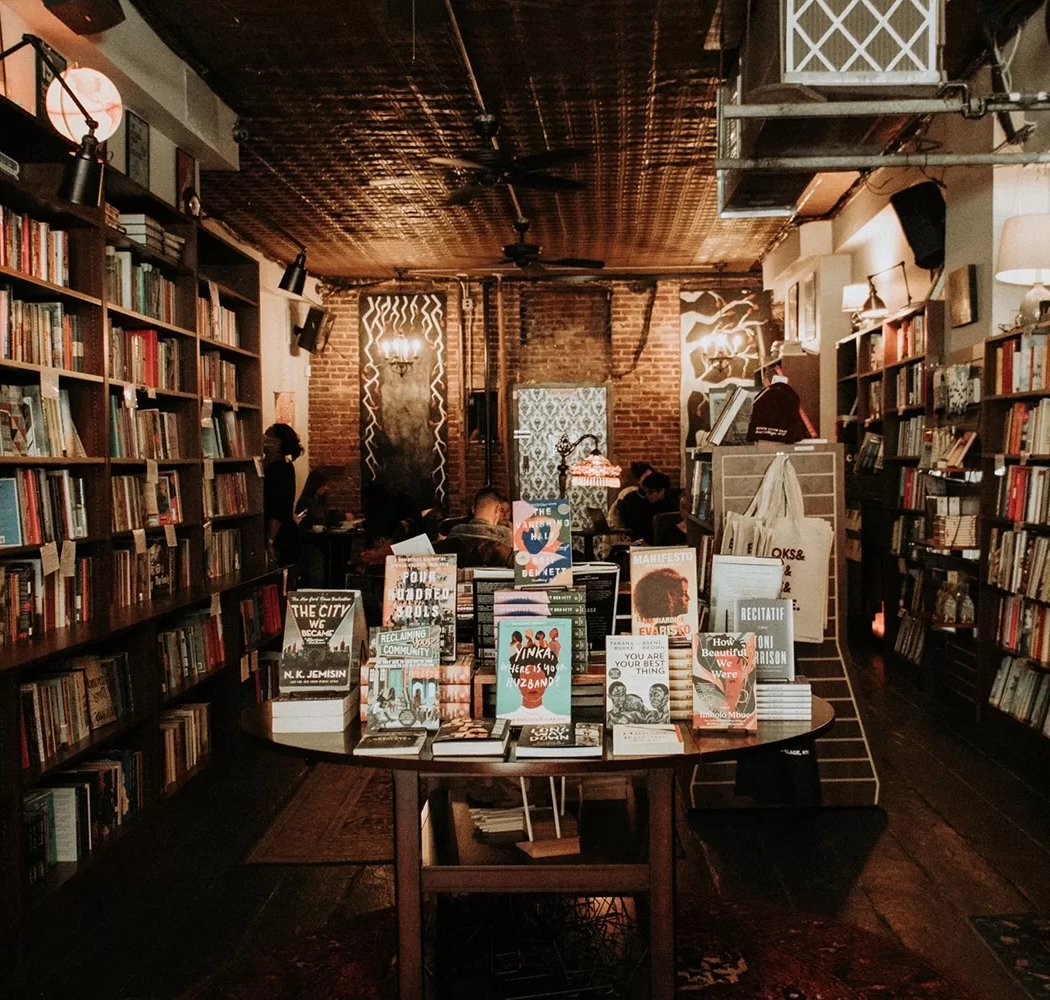 Liz's Book Bar 2