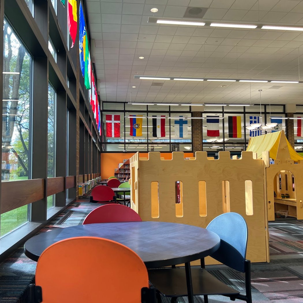 Elk Grove Village Public Library 1