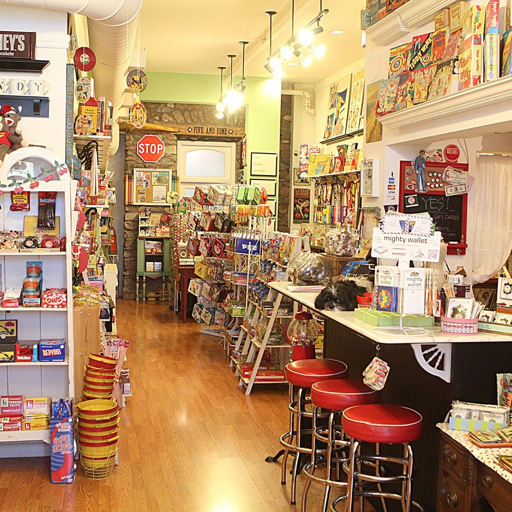 Tiddle E. Winks Vintage 5 & Dime 1