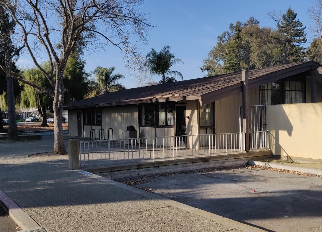 Reception Center | Las Palmas Park 2