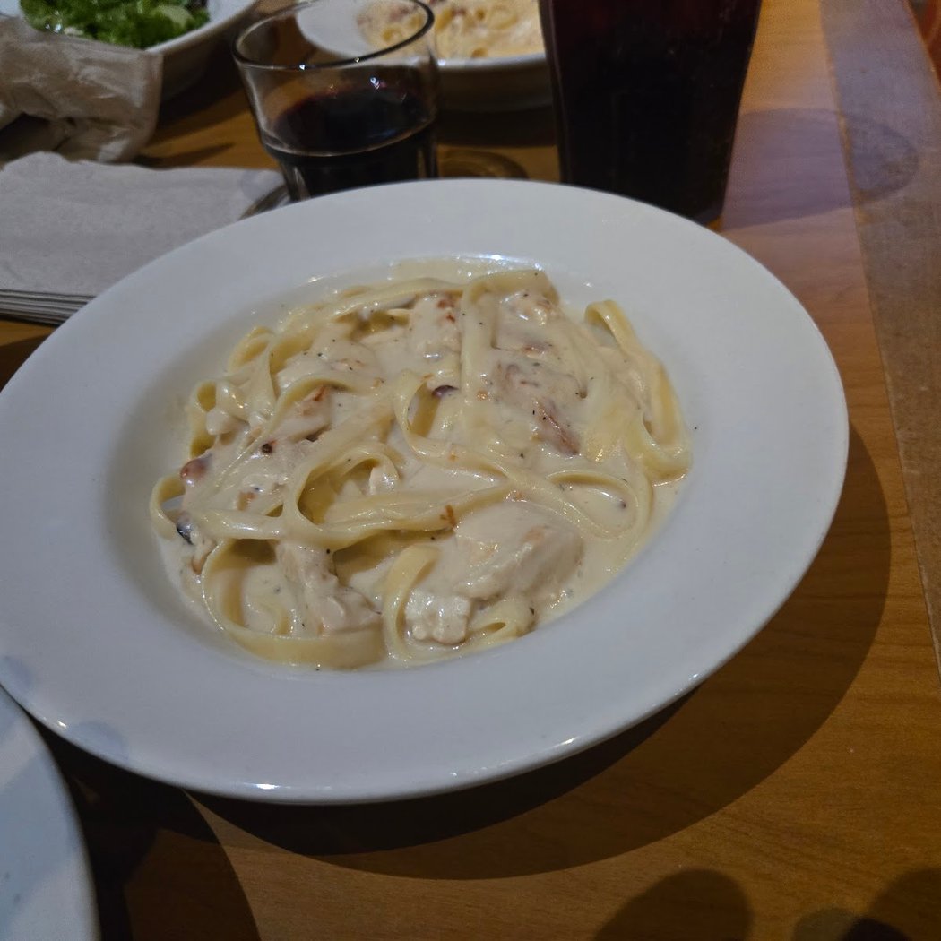 Rigatoni's Fresh Italian Grill Hayward 3