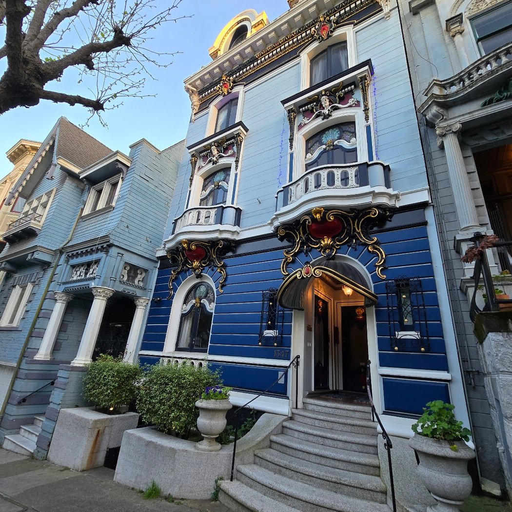 Victorian houses at McAllister st. 3