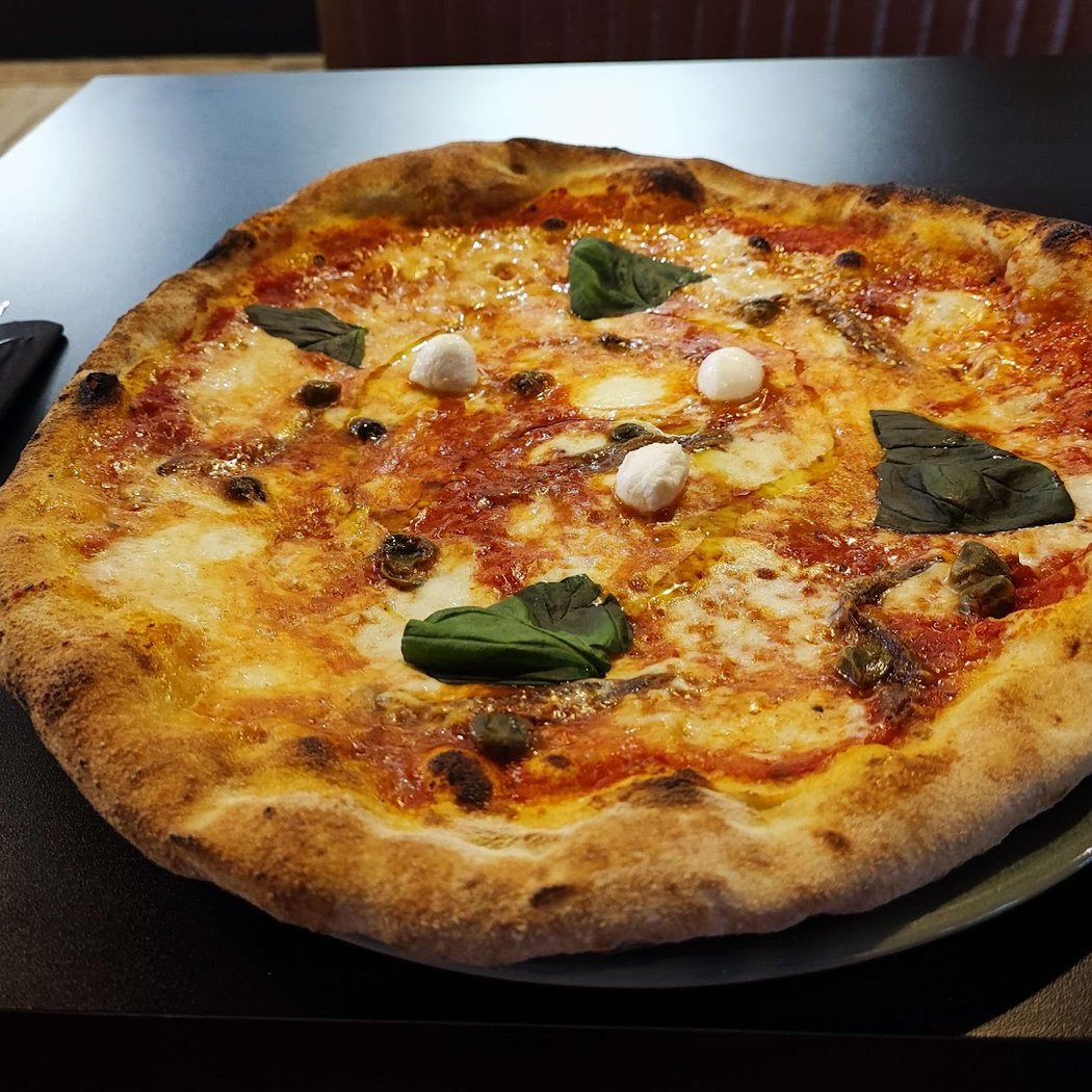 Madre Mia - Pizzas Napolitaines et pâtes à Nantes 🇮🇹 1
