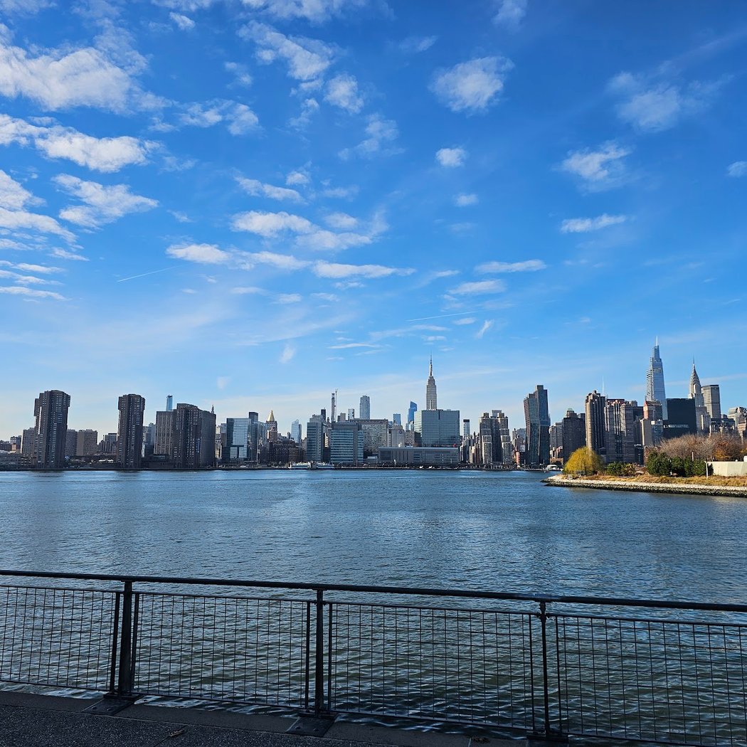 Greenpoint Landing Esplanade 1
