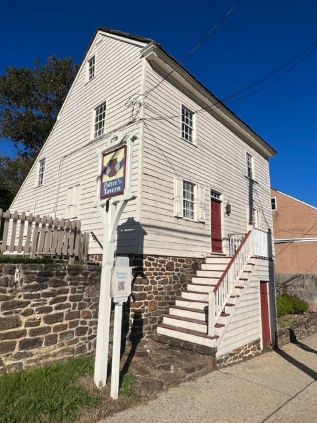 Potters Tavern 2