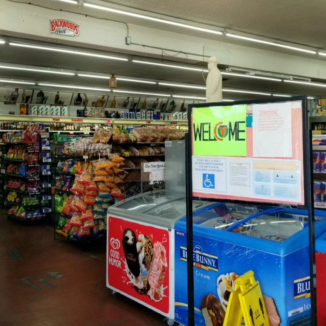 Pic-N-Pac Liquors 2