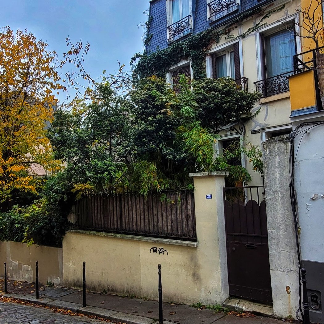Rue Laurence Savart 3