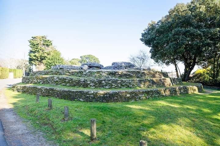 Tumulus Des Mousseaux 1