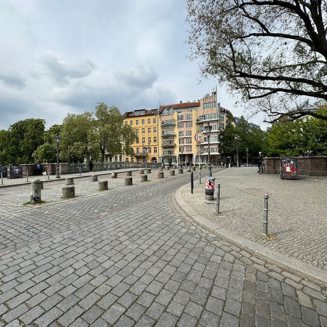 Admiralbrücke 3