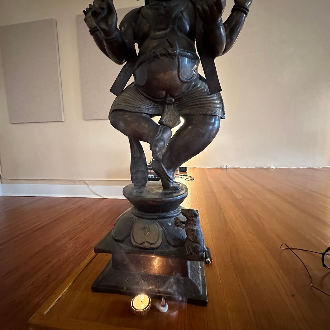Gong Cocoon: Multi-Gong Bath Under the Tree 5