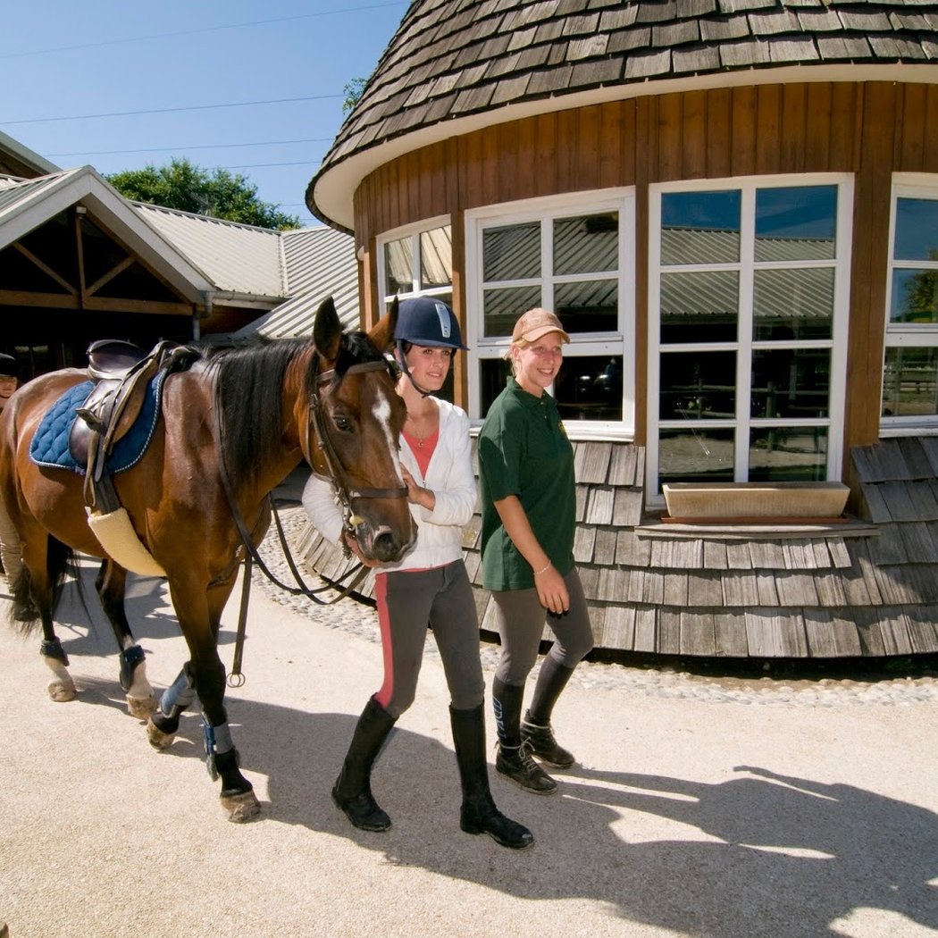 UCPA Equestrian Center Chanteraines 3
