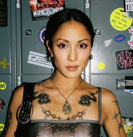 Main Lourde INVITES DJ AYA Longneck 2