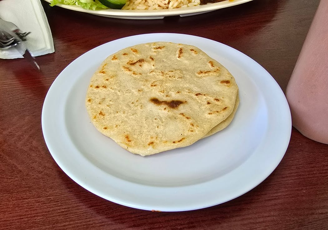 Pupuseria y Taqueria Rosita 3