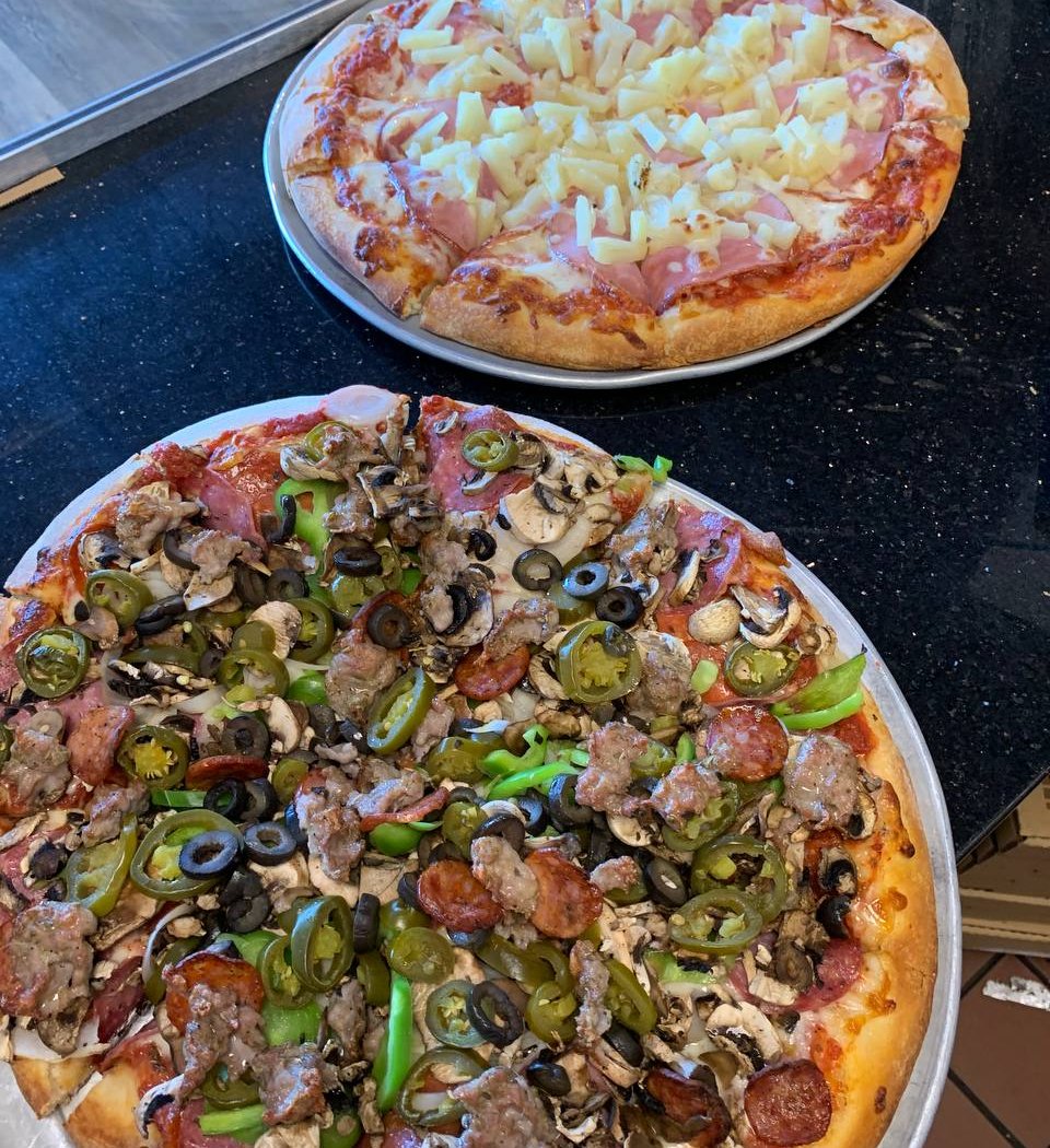 Bogey's Pizza Co 5