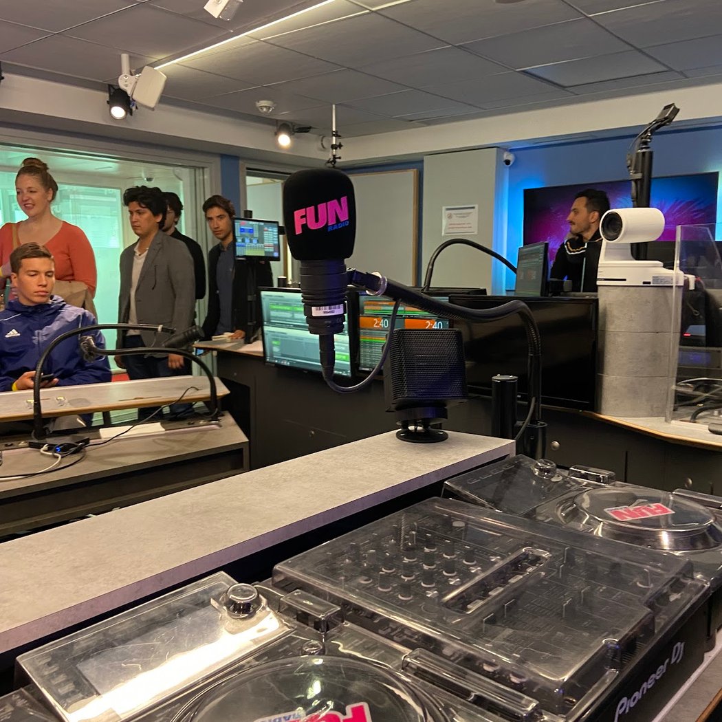 Visite du Groupe M6 1