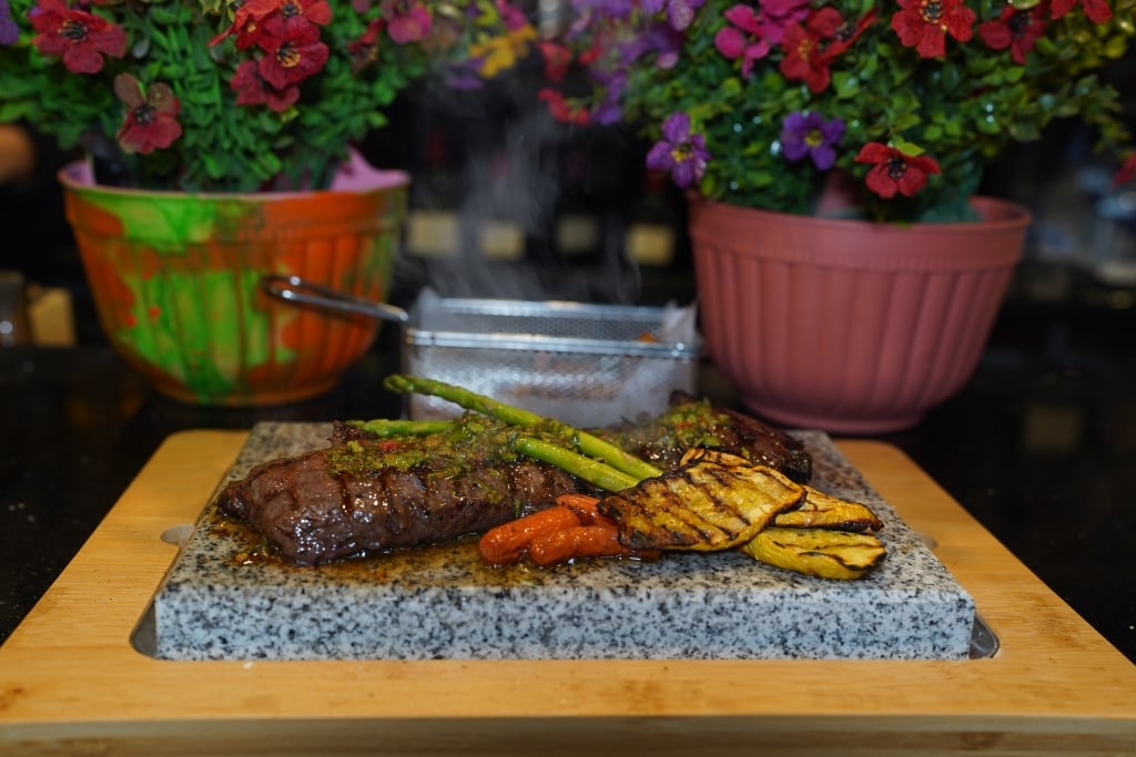 El Poblado Gastro Bar 1