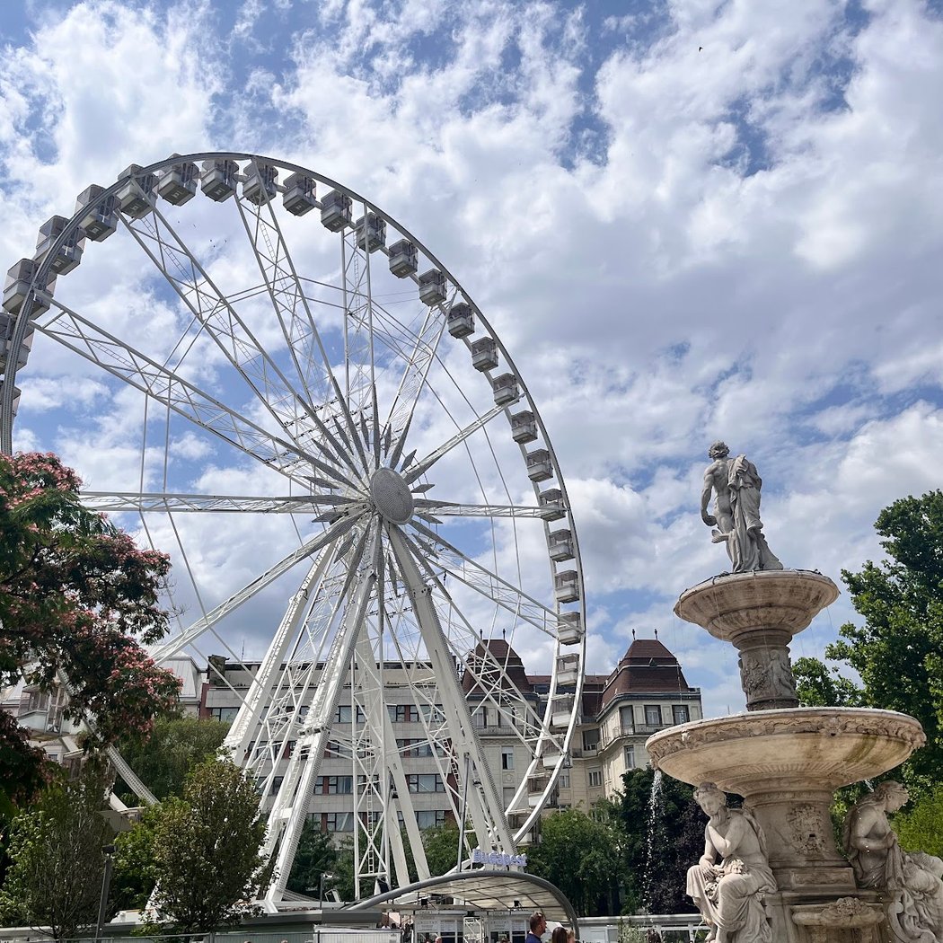 Elizabeth Square 1